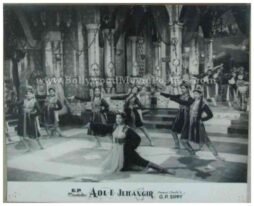 adil-e-jehangir-1955-old-bollywood-movie-black-and-white-pictures-photos-stills-8.jpg