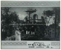 gazal-1964-meena-kumari-sunil-dutt-old-bollywood-movie-stills-photos-13.jpg