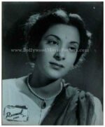 Roomal 1949 old bollywood actress nargis black and white photos movie stills